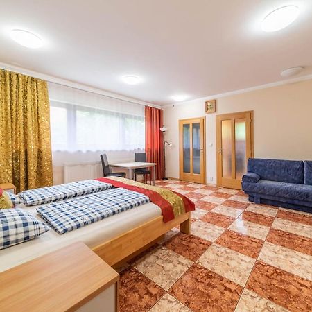 Apartman Blizko Centra Prahy Prague Luaran gambar