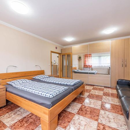 Apartman Blizko Centra Prahy Prague Luaran gambar