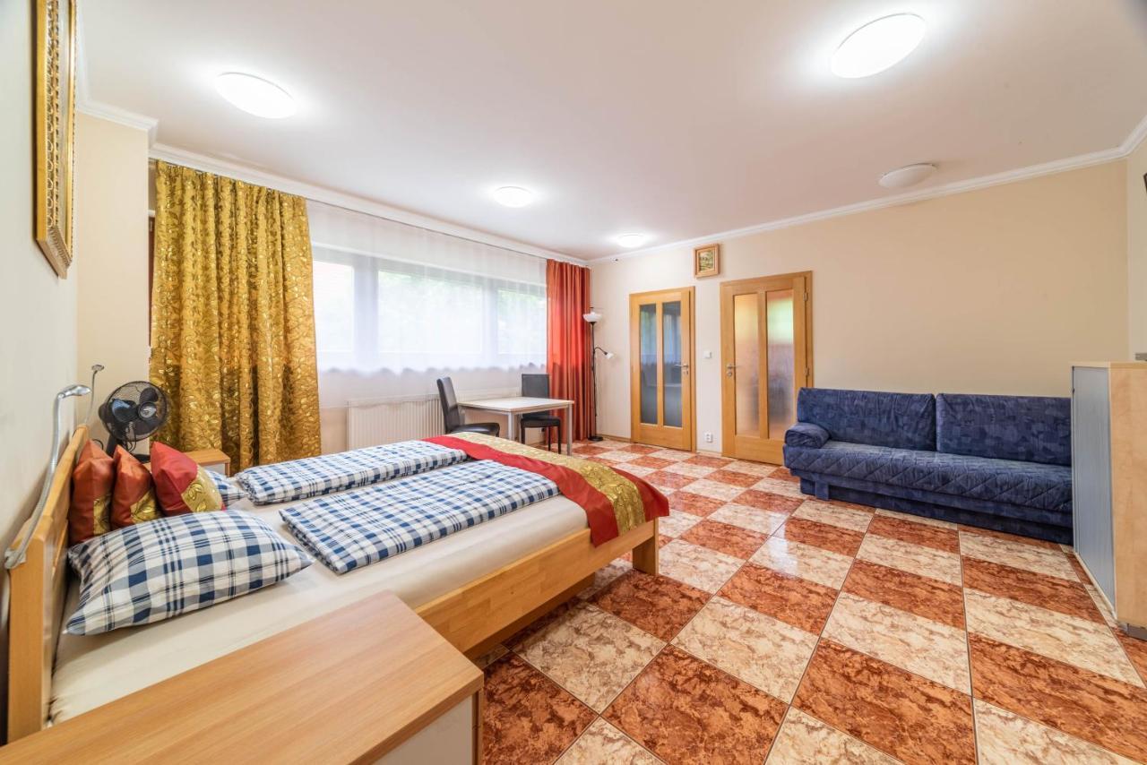 Apartman Blizko Centra Prahy Prague Luaran gambar